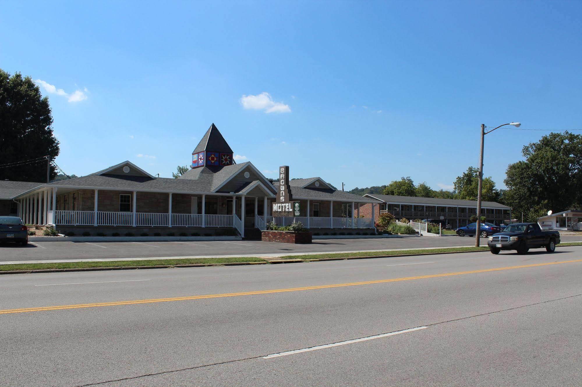Brown'S Motel Aberdeen Exterior photo